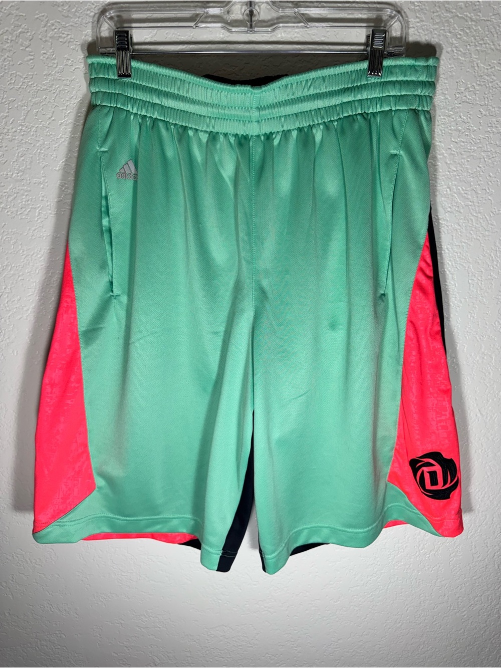 Adidas Derrick Rose “Rose City” Basketball Shorts Mint Green Men’s Large Retro